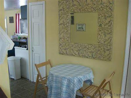 Campton The Sunny Grange Bed & Breakfast חדר תמונה