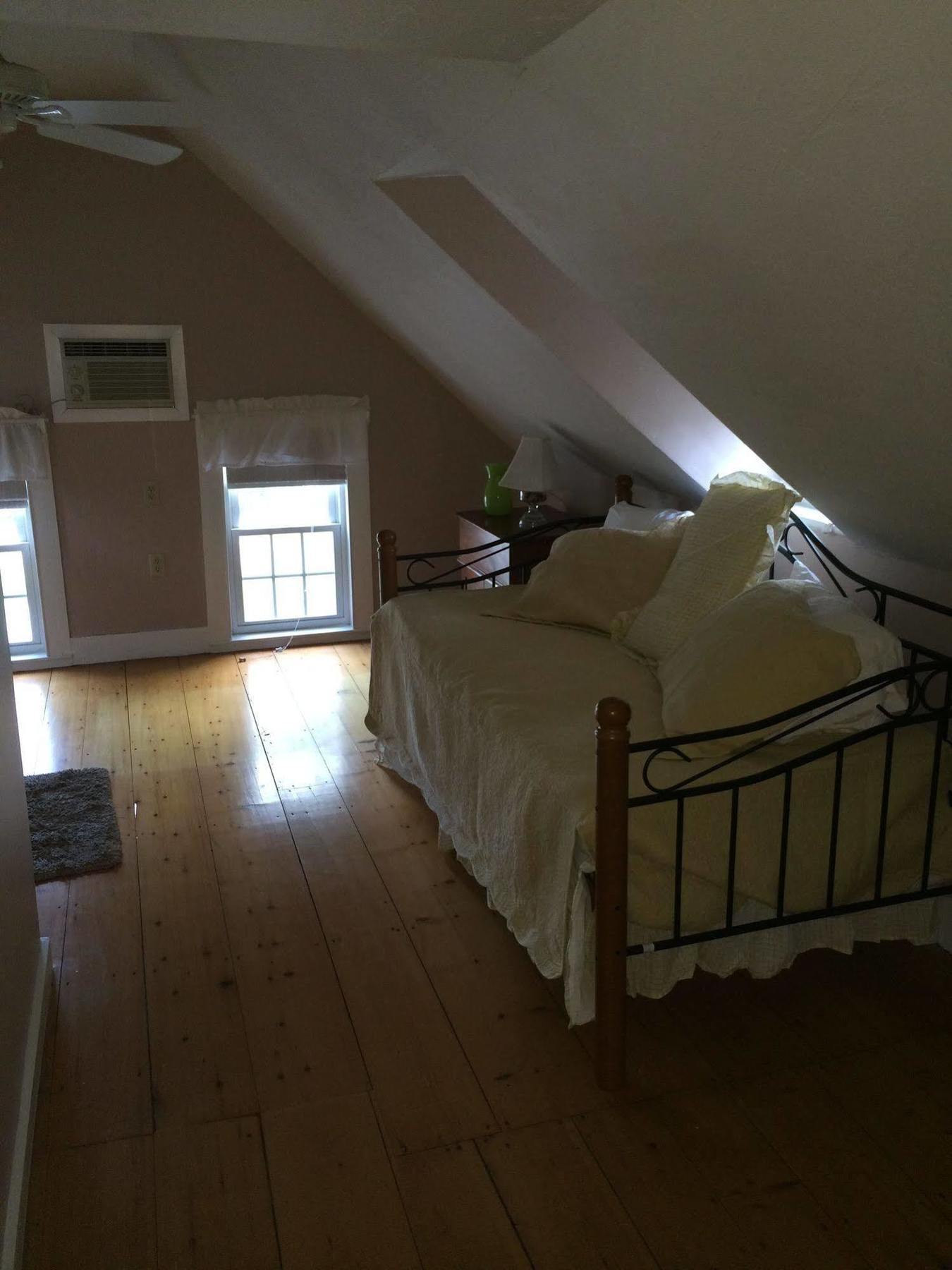 Campton The Sunny Grange Bed & Breakfast מראה חיצוני תמונה